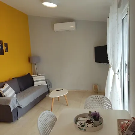 Blue & , - Corfu 1&2-3&4 * Dassia (Corfu)