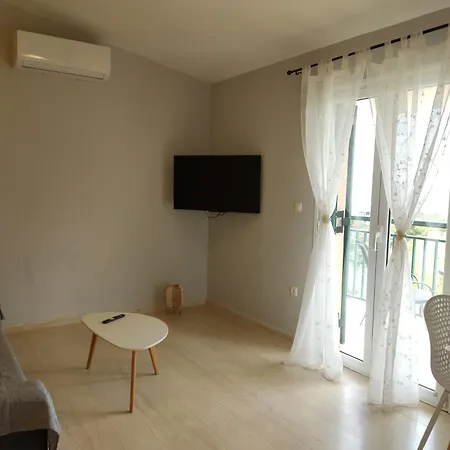 Blue & , Dassia - Corfu 1&2-3&4 Appartamento *