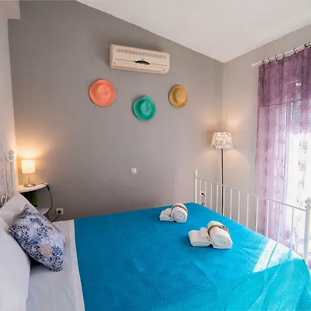 Blue & , Dassia - Corfu 1&2-3&4 *